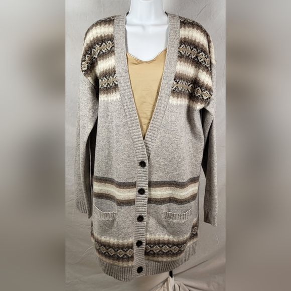 GAP Sweaters - Vintage GAP Alpine Pattern Lamb's Wool Long Cardigan - Size XL     (NWT)